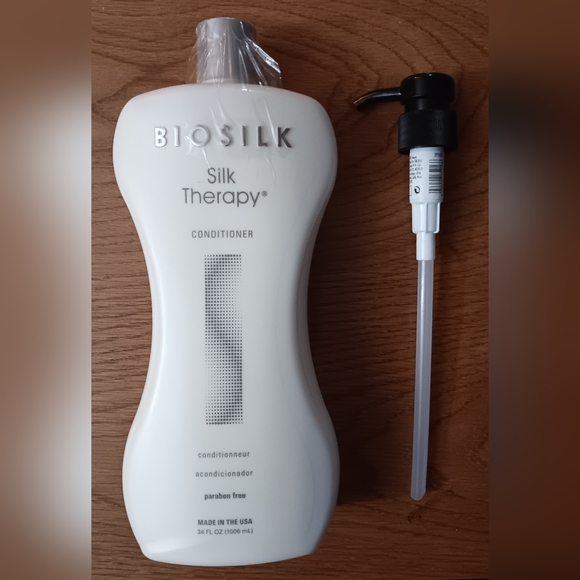 SOLD! Biosilk-Silk Therapy Conditioner-34oz/1006ml-with pump-New! Sealed! - Picture 1 of 5